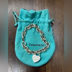 Tiffany & Co. Silver Chain Bracelet with Heart Charm